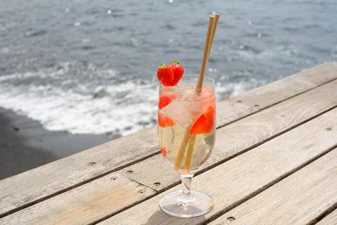 Lillet Wildberry Cocktail mit Cointreau