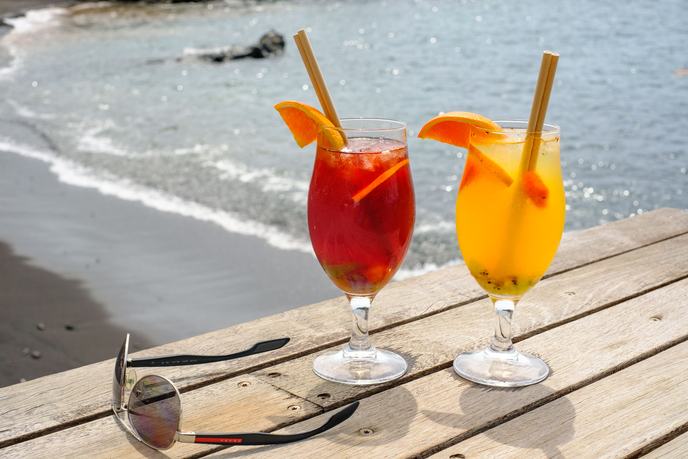 Sangria Cocktail Weiß und Rot